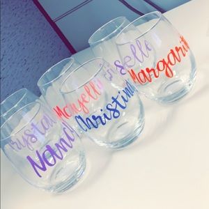 Custom wine glasses with ur name